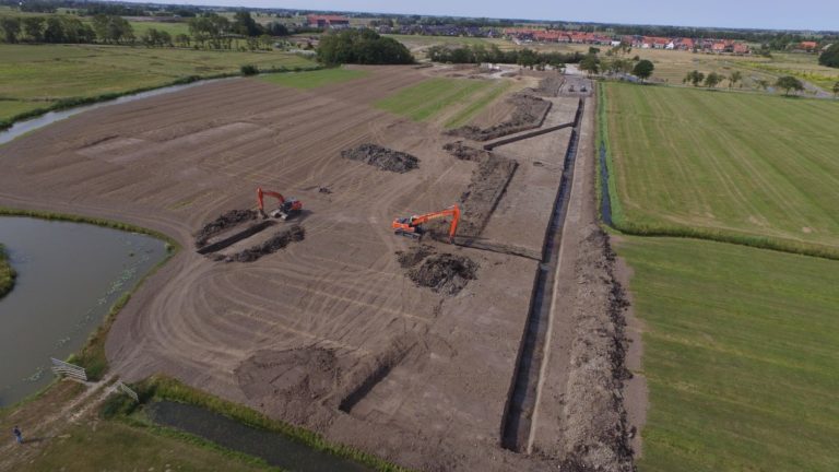 De Klamp: grondwerk fase 1 en 2 in De Zuidlanden te Leeuwarden 2018I16