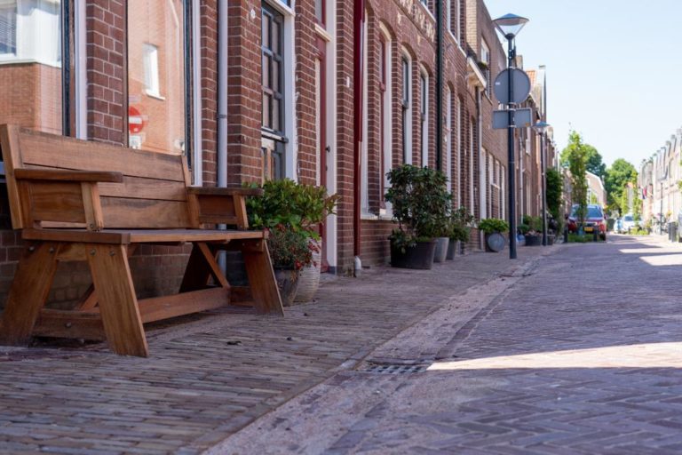 Herinrichting en rioolreconstructie Binneblijfstraat en Merensstraat